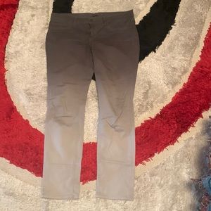 J Brand Gray Ombré Jean Legging. Size 31.